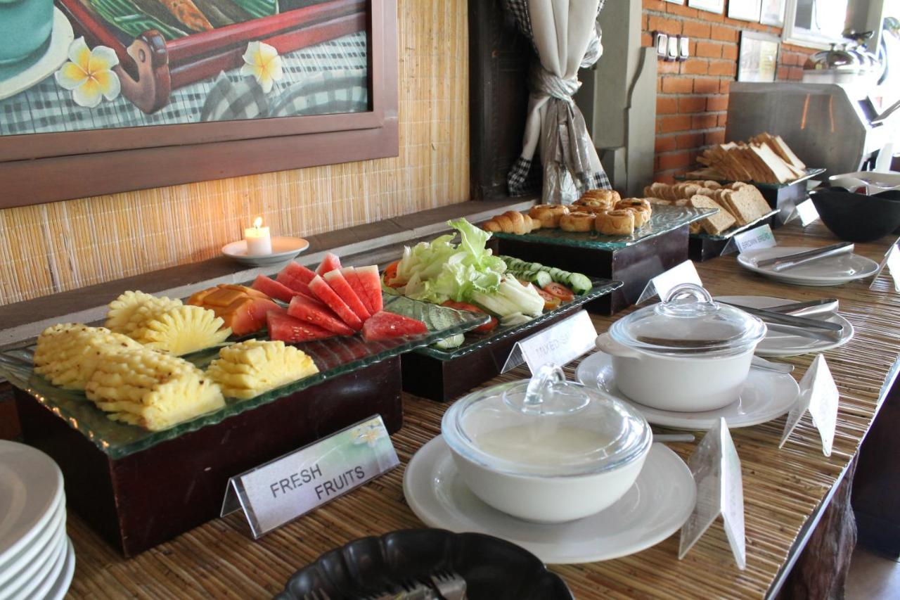 Adi Dharma Hotel Legian Exteriör bild