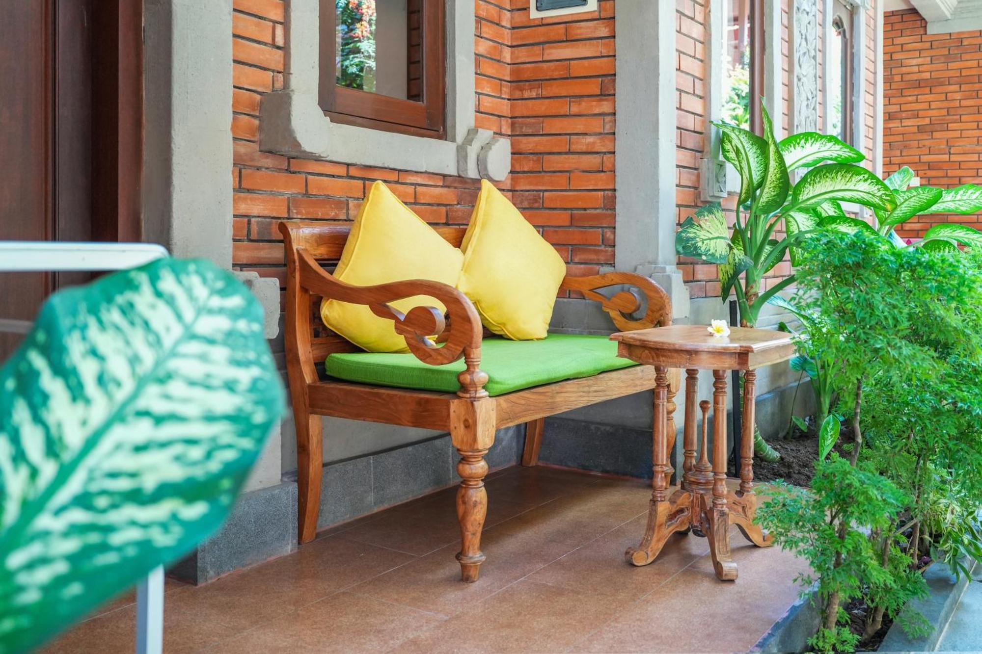 Adi Dharma Hotel Legian Exteriör bild