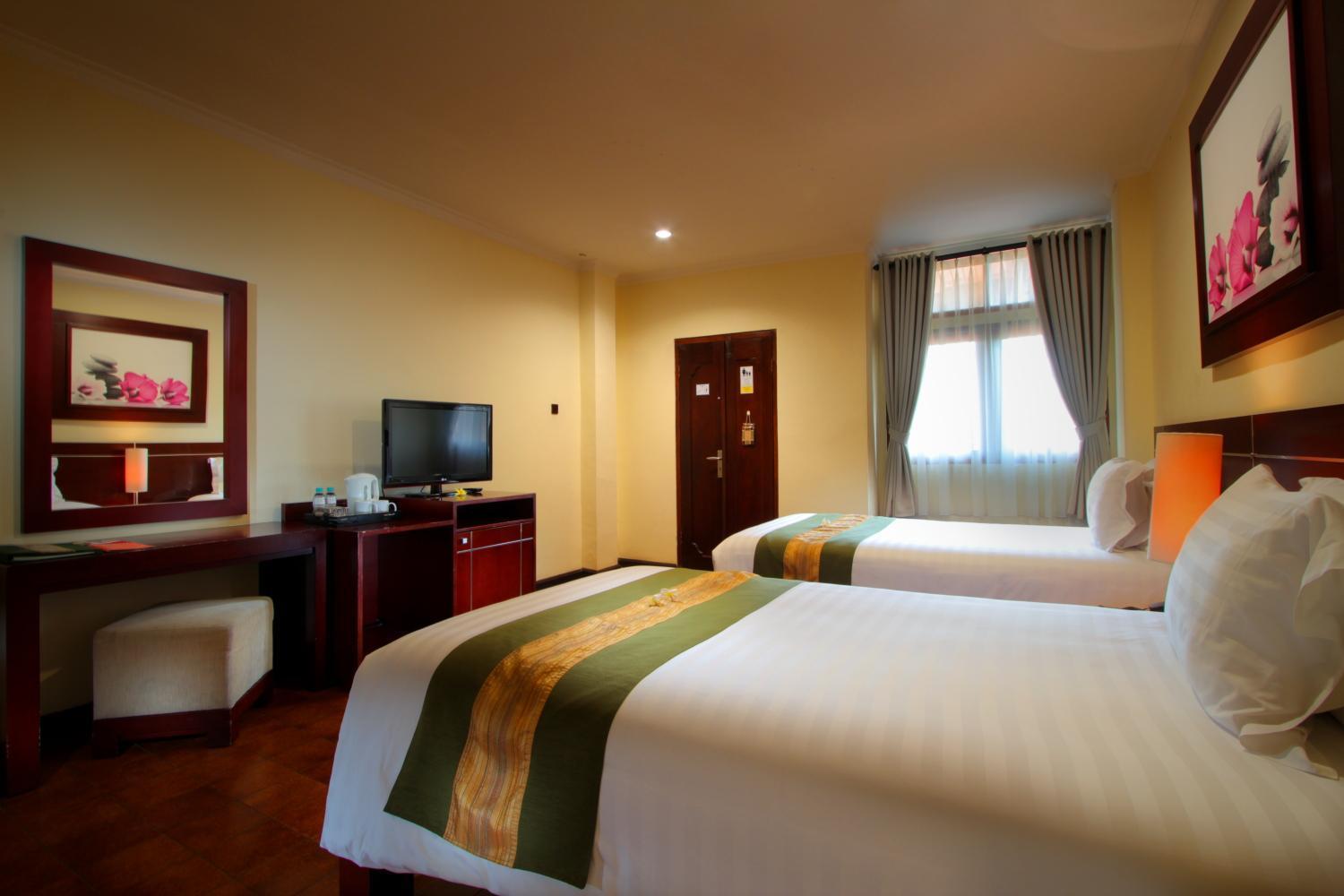 Adi Dharma Hotel Legian Exteriör bild