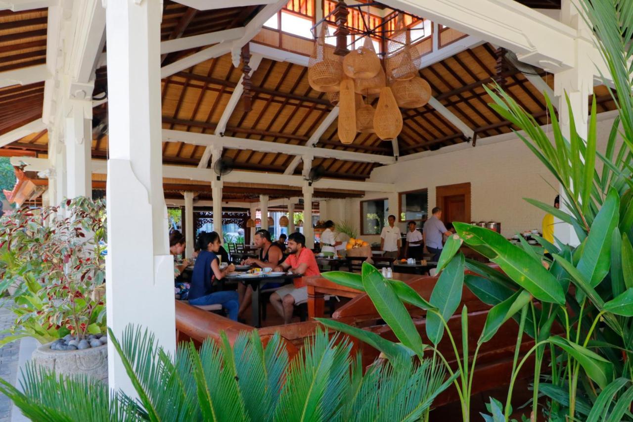 Adi Dharma Hotel Legian Exteriör bild