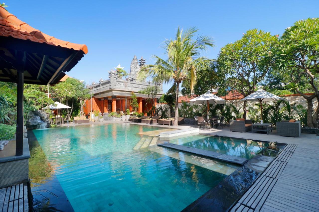 Adi Dharma Hotel Legian Exteriör bild
